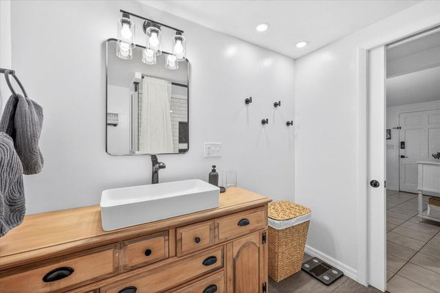 5404 FRONT DRIVE, Holiday, FL 34690