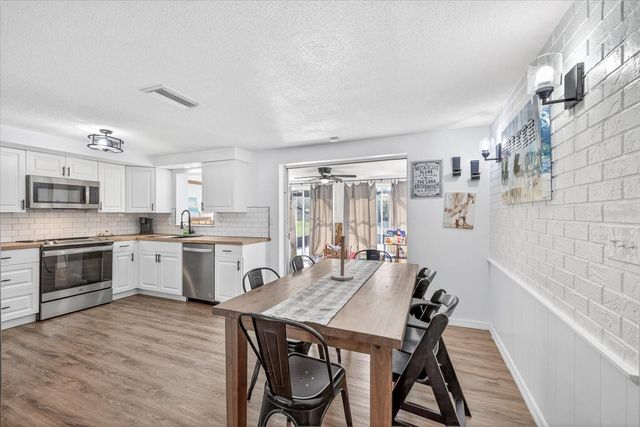 5404 FRONT DRIVE, Holiday, FL 34690