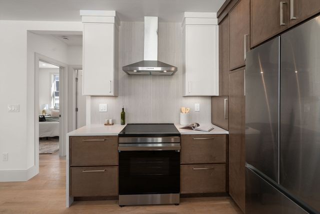 10-12 Clyde Rd 1, Watertown, MA 02472