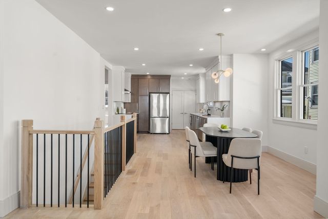 10-12 Clyde Rd 1, Watertown, MA 02472