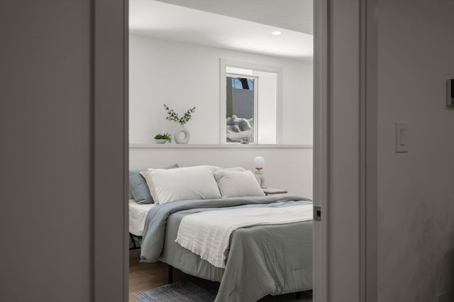 10-12 Clyde Rd 1, Watertown, MA 02472