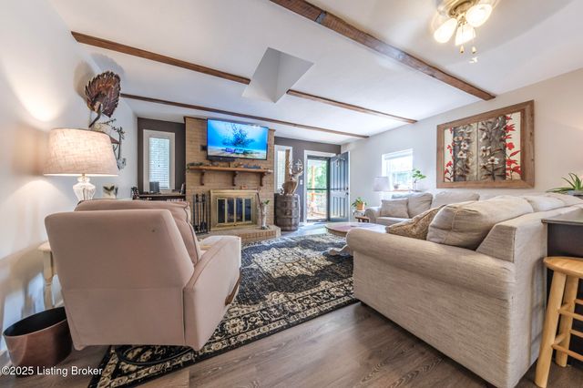 498 Rainbow Knob Ln, Mcdaniels, KY 40152