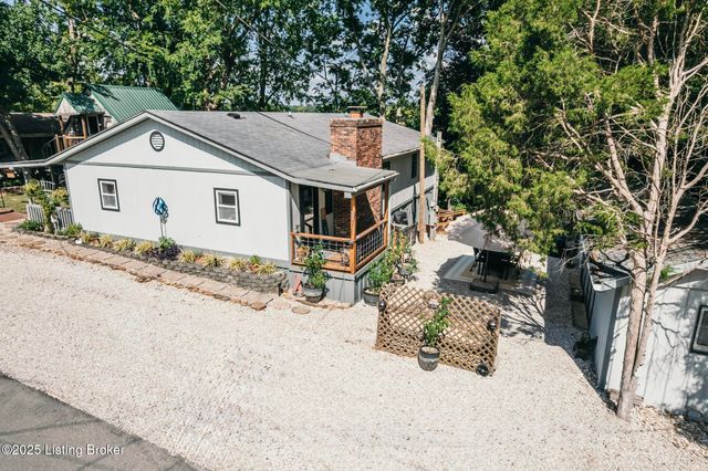 498 Rainbow Knob Ln, Mcdaniels, KY 40152