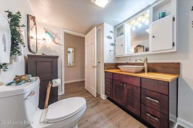 498 Rainbow Knob Ln, Mcdaniels, KY 40152