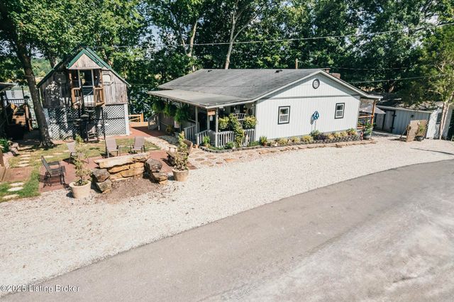 498 Rainbow Knob Ln, Mcdaniels, KY 40152