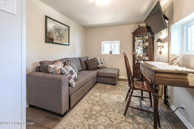 498 Rainbow Knob Ln, Mcdaniels, KY 40152