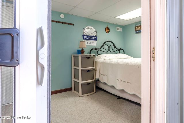 498 Rainbow Knob Ln, Mcdaniels, KY 40152