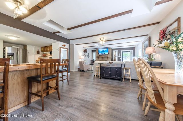 498 Rainbow Knob Ln, Mcdaniels, KY 40152