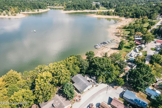 498 Rainbow Knob Ln, Mcdaniels, KY 40152