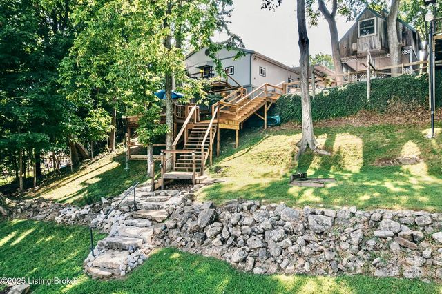 498 Rainbow Knob Ln, Mcdaniels, KY 40152