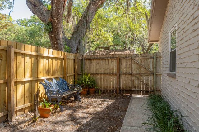 6 Douglas Ave, St Augustine, FL 32084