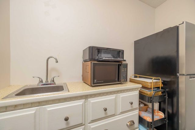 6 Douglas Ave, St Augustine, FL 32084