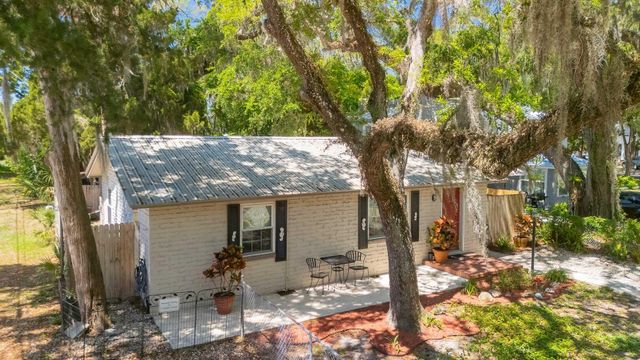 6 Douglas Ave, St Augustine, FL 32084