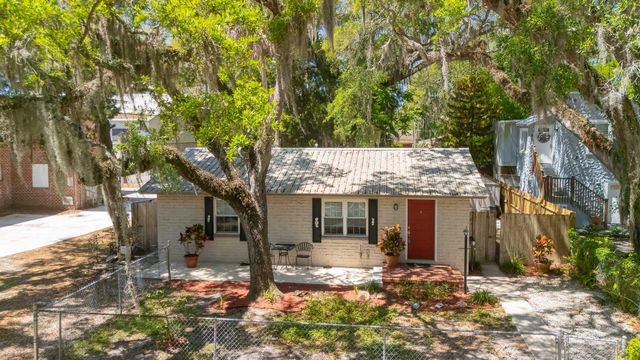 6 Douglas Ave, St Augustine, FL 32084