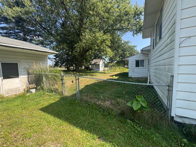 126 Blanche Avenue, Kalamazoo, MI 49001