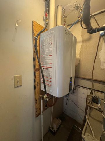 126 Blanche Avenue, Kalamazoo, MI 49001