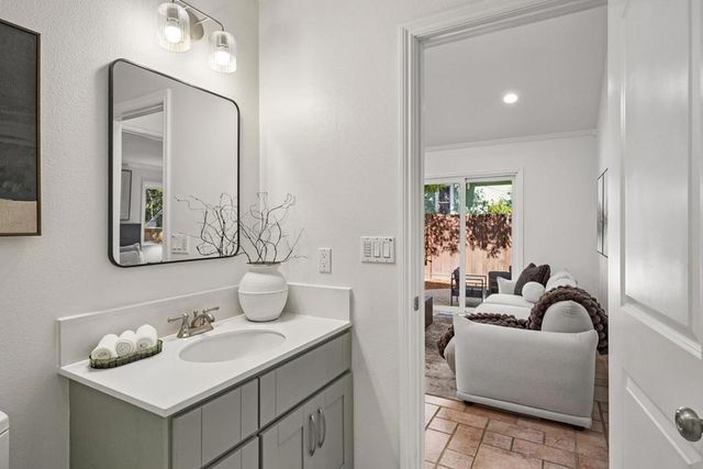 1119 Oregon Avenue, Palo Alto, CA 94303