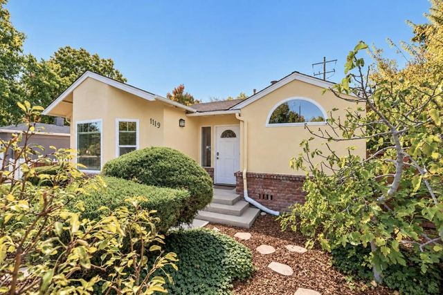 1119 Oregon Avenue, Palo Alto, CA 94303