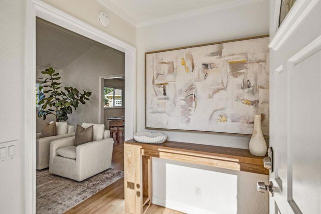 1119 Oregon Avenue, Palo Alto, CA 94303