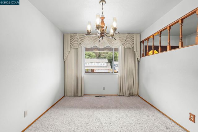 5218 Camino Alta Mira, Castro Valley, CA 94546