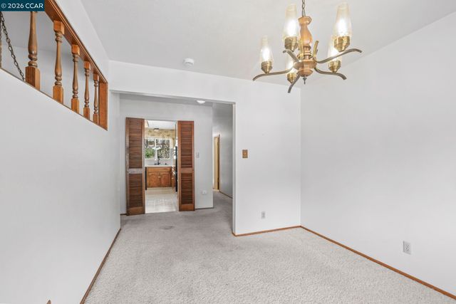 5218 Camino Alta Mira, Castro Valley, CA 94546