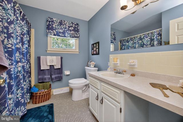 2159 ALEXANDER DR, West Norriton, PA 19403