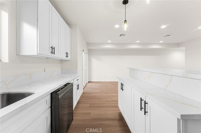 902 W Hert Street, Colton, CA 92324