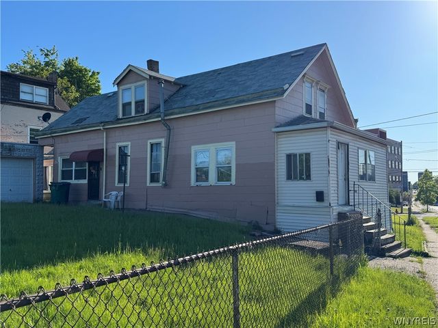 207 East North Street S, Buffalo, NY 14204
