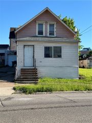 207 East North Street S, Buffalo, NY 14204