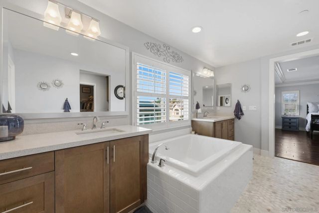 676 MANZANITA LANE, Encinitas, CA 92024