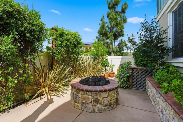 676 MANZANITA LANE, Encinitas, CA 92024