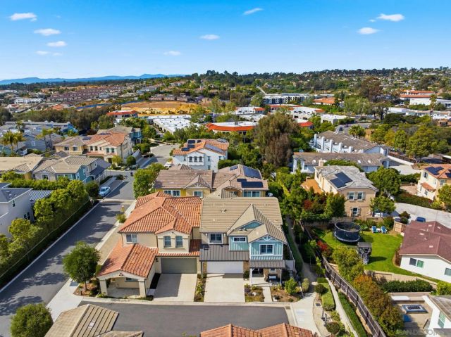 676 MANZANITA LANE, Encinitas, CA 92024