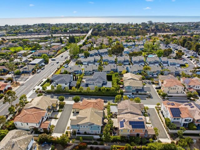 676 MANZANITA LANE, Encinitas, CA 92024