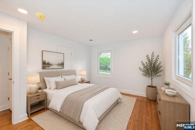 201 Dixon Avenue, Dumont, NJ 07628