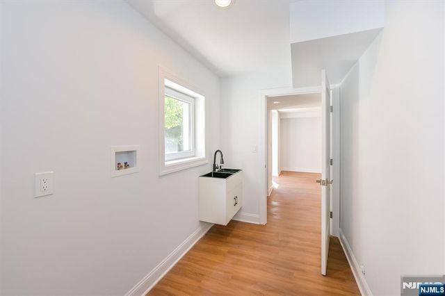 201 Dixon Avenue, Dumont, NJ 07628