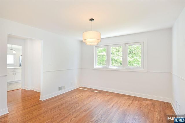 201 Dixon Avenue, Dumont, NJ 07628