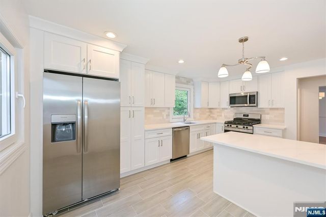 201 Dixon Avenue, Dumont, NJ 07628