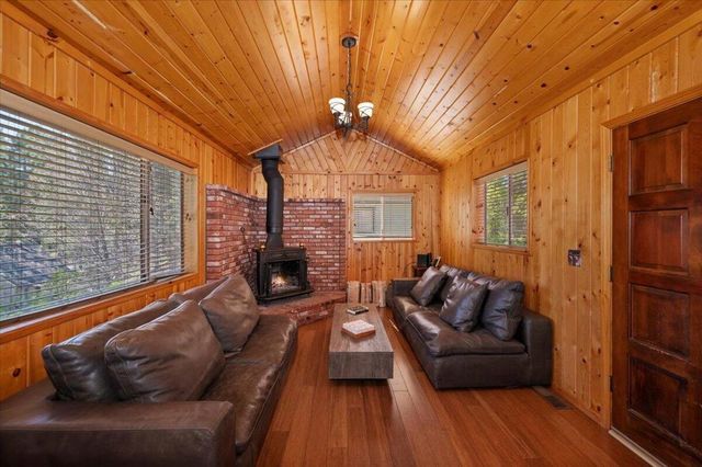 39187 Arapahoe Road, Fawnskin, CA 92333