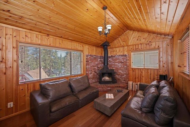 39187 Arapahoe Road, Fawnskin, CA 92333