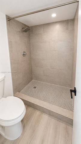 4780 NW 102nd Ave 103-11, Doral, FL 33178