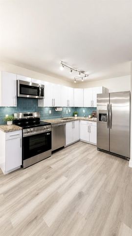 4780 NW 102nd Ave 103-11, Doral, FL 33178