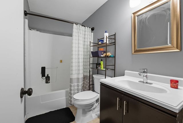 450 Somerset Ave 6-6, Taunton, MA 02780