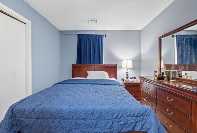 450 Somerset Ave 6-6, Taunton, MA 02780