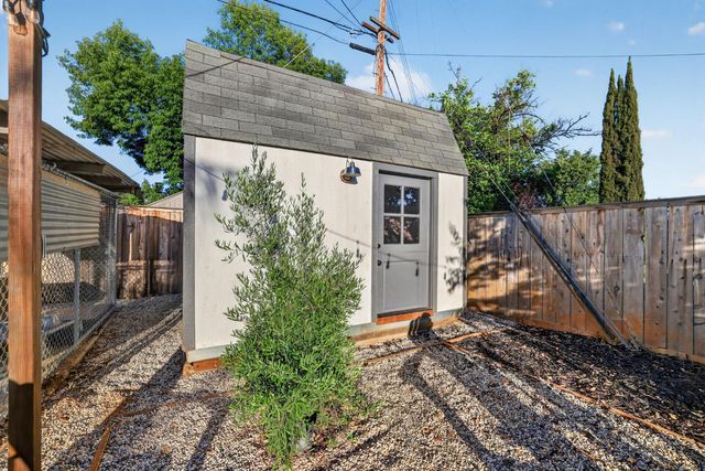 9400 Drift Way, Orangevale, CA 95662