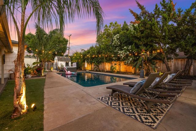 9400 Drift Way, Orangevale, CA 95662