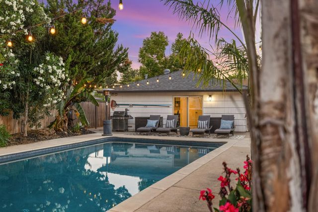 9400 Drift Way, Orangevale, CA 95662