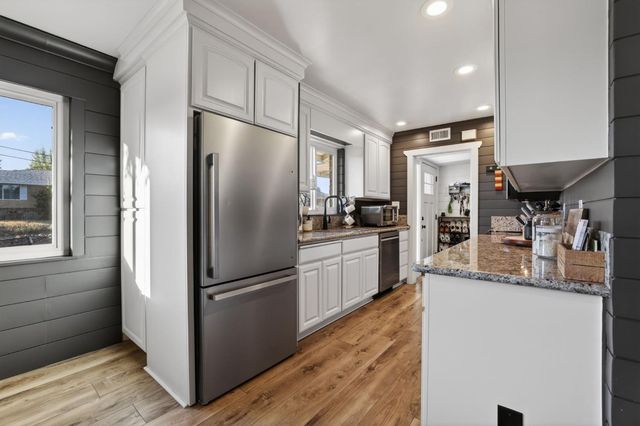 9400 Drift Way, Orangevale, CA 95662
