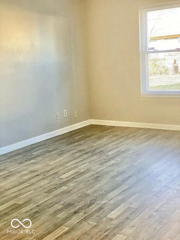 5946 Deerwood Court, Indianapolis, IN 46254