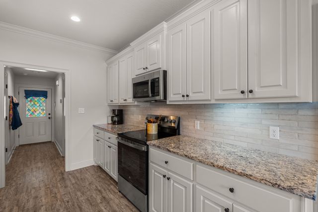 30 N Slade, Sumrall, MS 39482