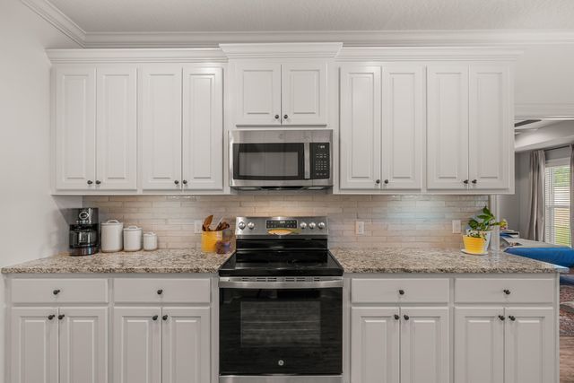 30 N Slade, Sumrall, MS 39482
